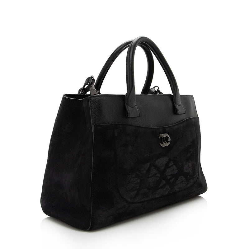chanel black bag tote purse