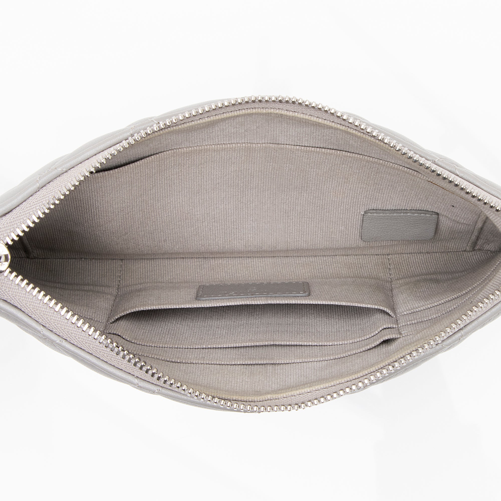 Chanel Lambskin CC Small Zipped Pouch (SHF-23767)