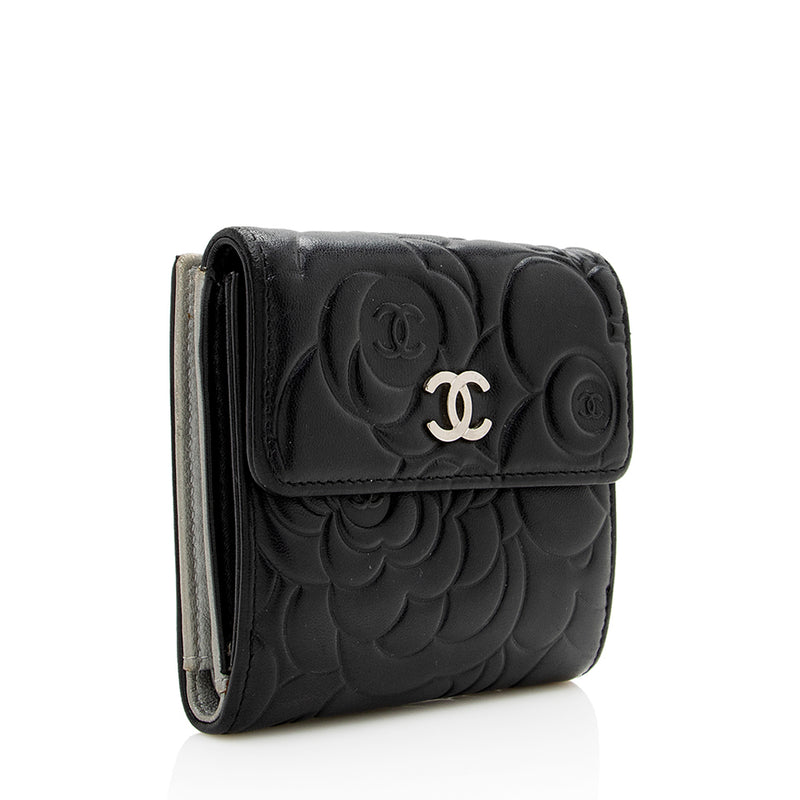 CHANEL Lambskin Quilted Chanel 19 Flap Card Holder Light Blue 1068652