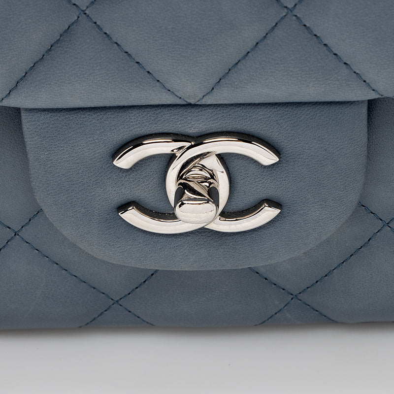 Chanel Lambskin Classic Jumbo Double Flap Bag (SHF-21471)