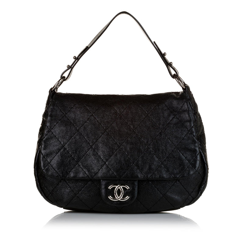 Chanel Large On The Road Flap Bag (SHG-33519) – LuxeDH