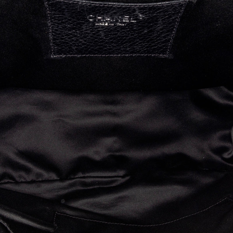 Chanel Large On The Road Flap Bag (SHG-33519)