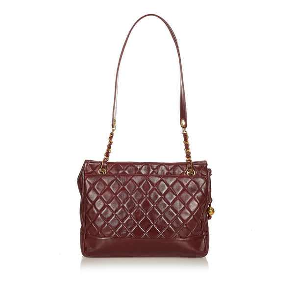 Chanel Matelasse Lambskin Leather Shoulder Bag (SHG-26965)