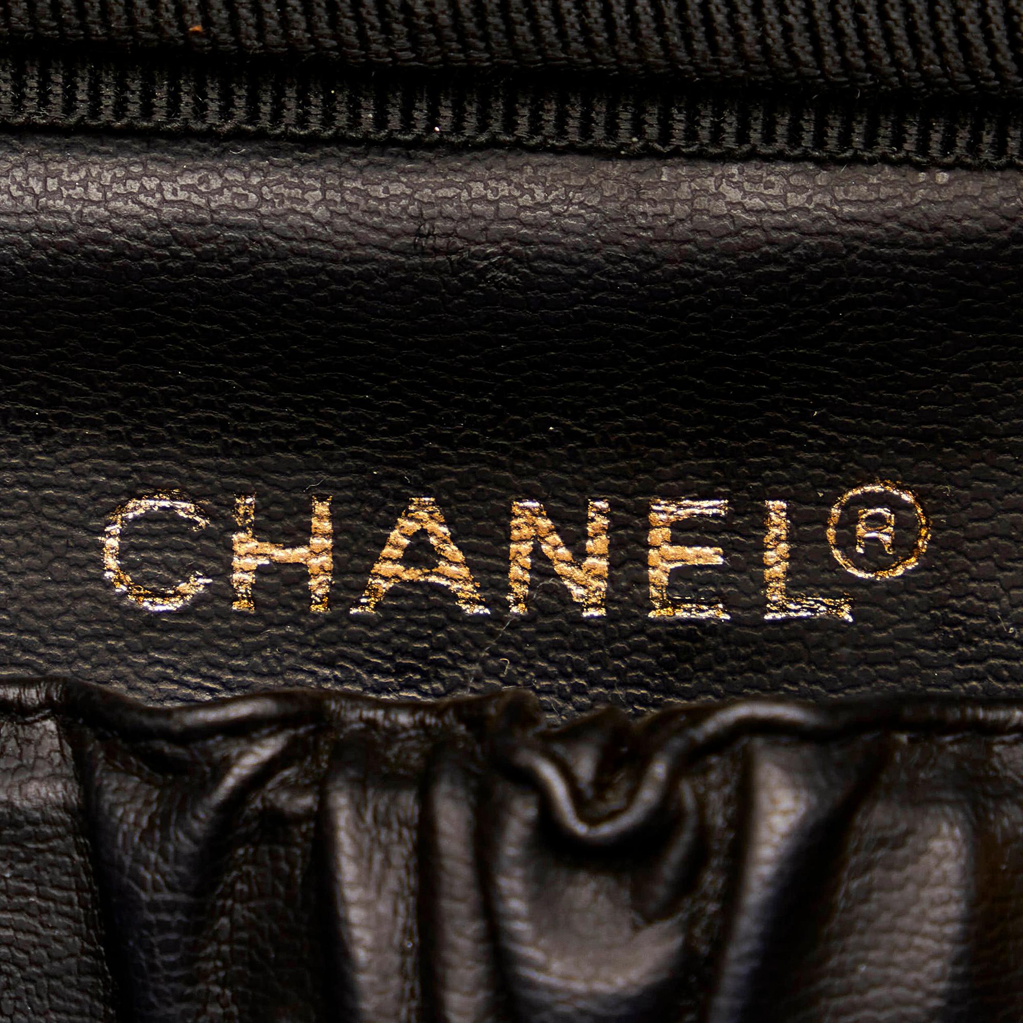 Chanel Matelasse Lambskin Leather Vanity Bag (SHG-32648)