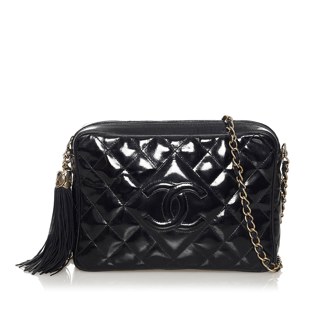 Chanel Matelasse Patent Leather Crossbody Bag (SHG-33619)