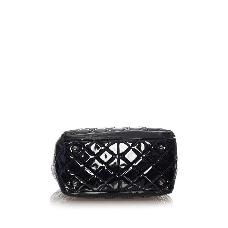 Chanel Matelasse Patent Leather Tote Bag (SHG-37470)