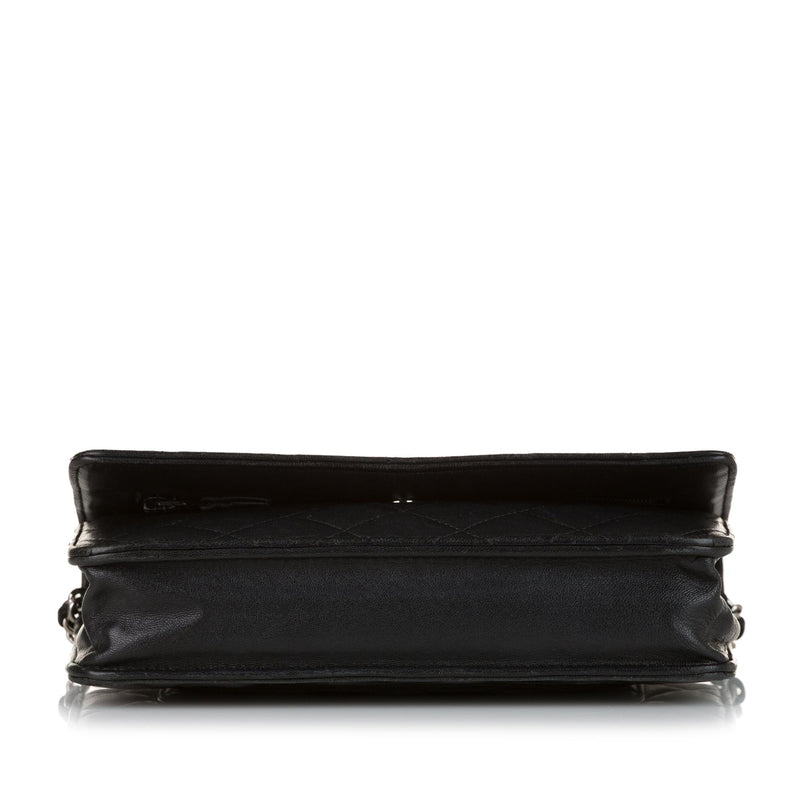 Chanel Matelasse Wallet On Chain (SHG-34521)