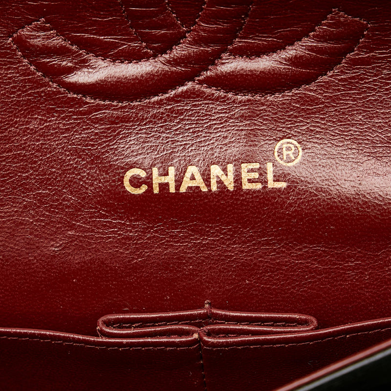 Chanel Medium Classic Lambskin Double Flap (SHG-tcawHG)