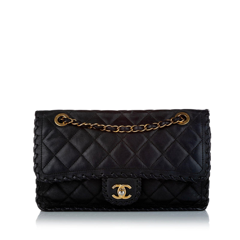 Chanel Medium Classic Lambskin Flap (SHG-36395) – LuxeDH