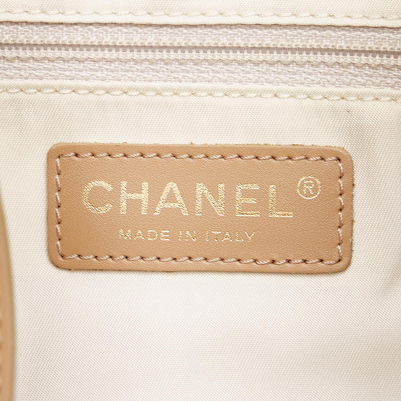 Chanel New Travel Line Canvas Handbag (SHG-27896)