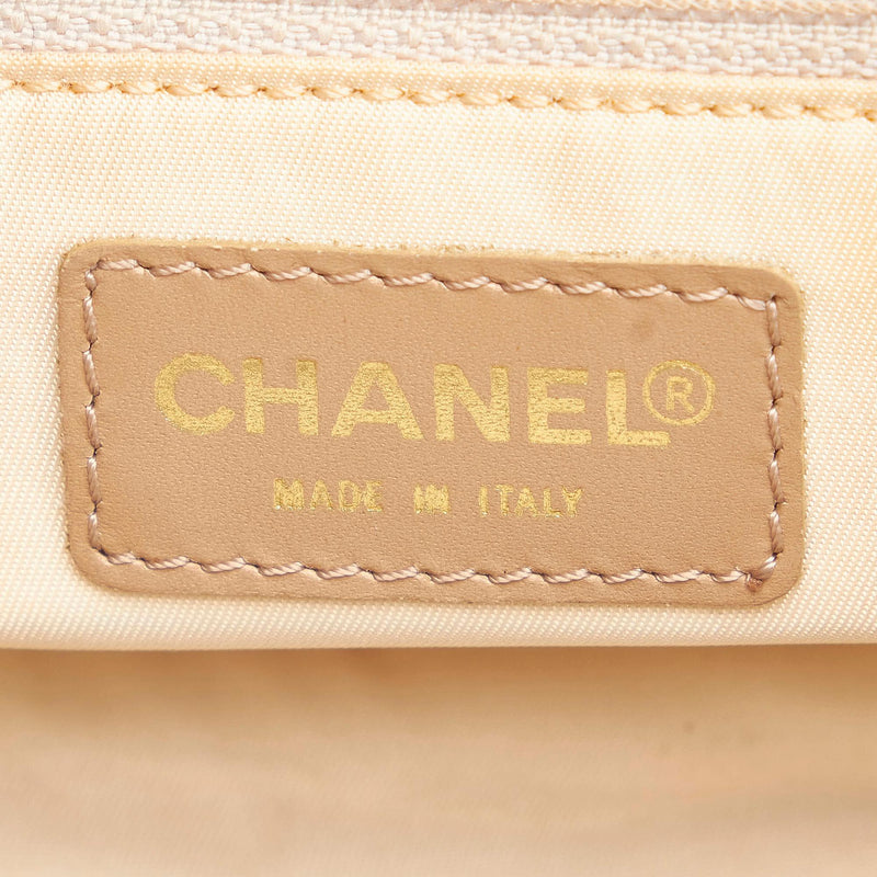 Chanel New Travel Line Canvas Handbag (SHG-28367)