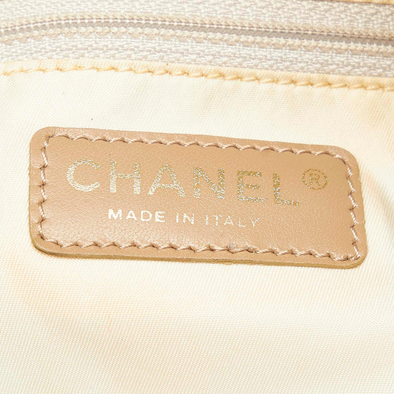 Chanel New Travel Line Canvas Tote Bag (SHG-28599)