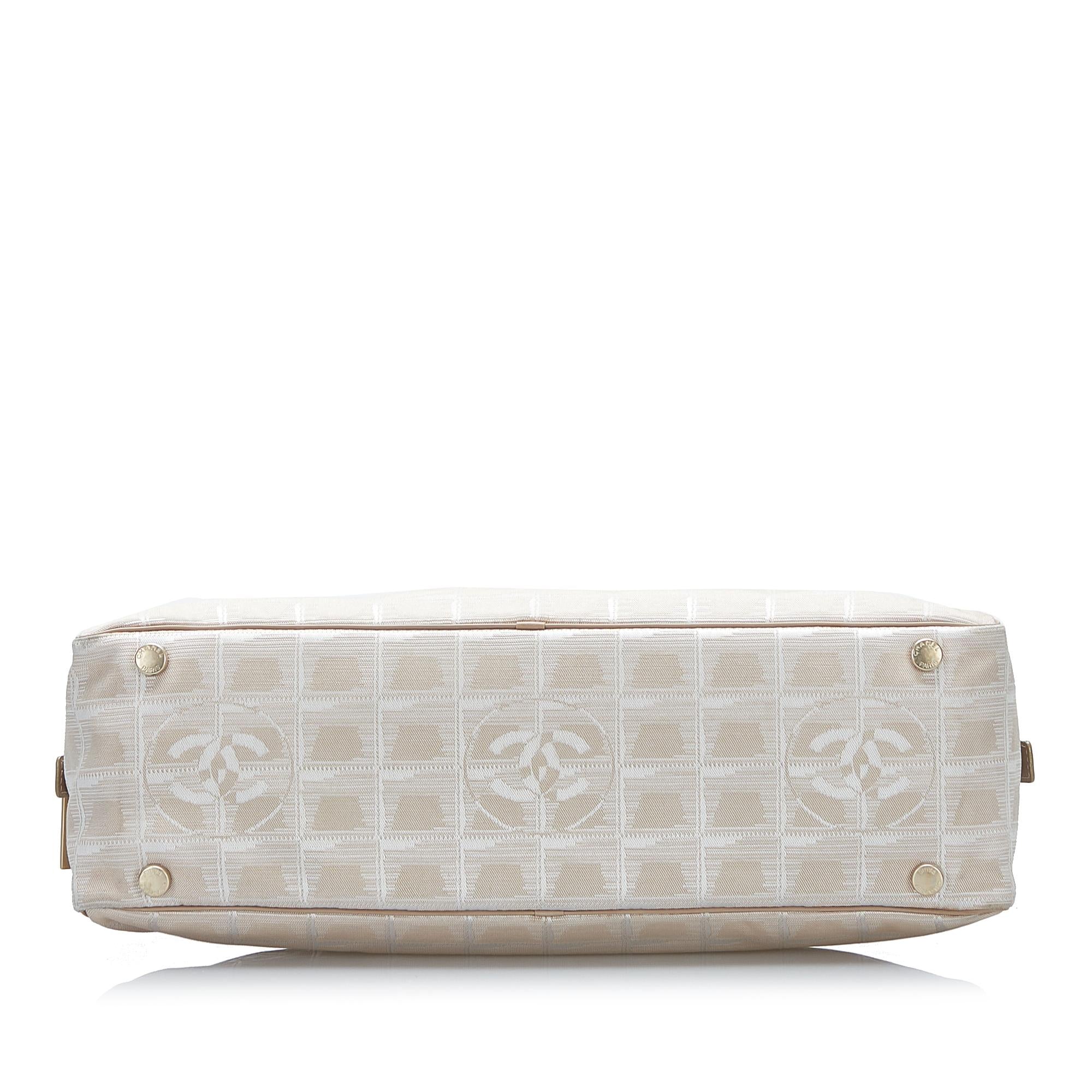 Chanel New Travel Line Handbag (SHG-37983)