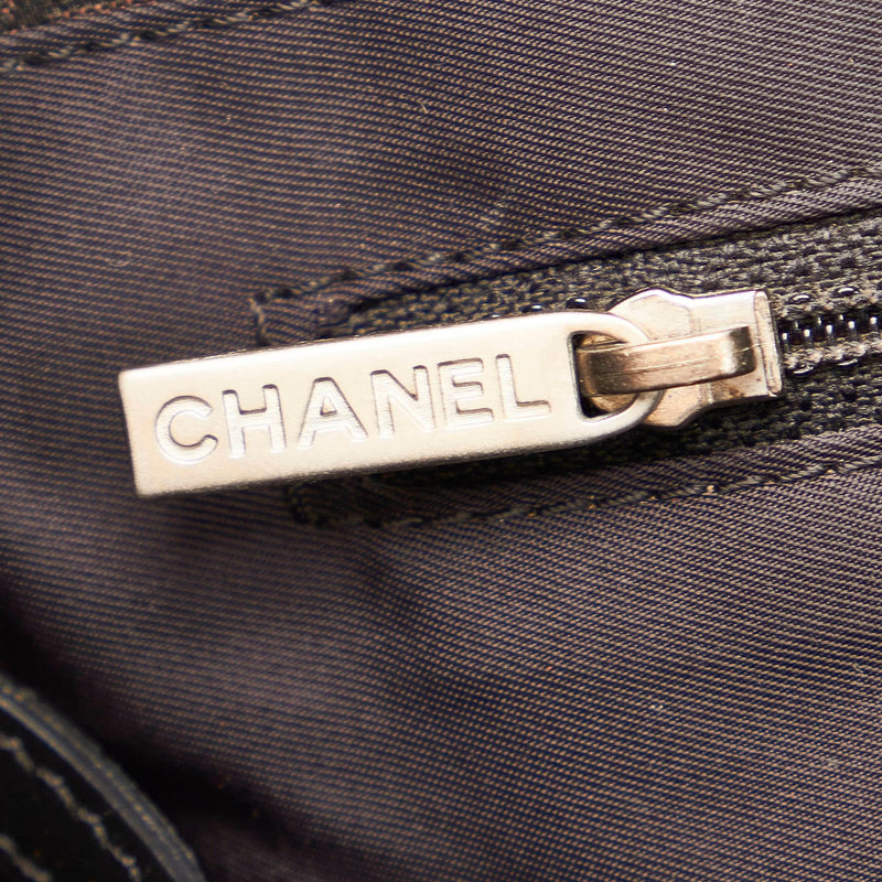 Chanel New Travel Line Nylon Handbag (SHG-32986)