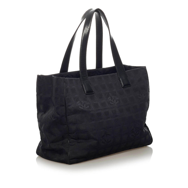 Chanel New Travel Line Nylon Tote Bag (SHG-28947) – LuxeDH