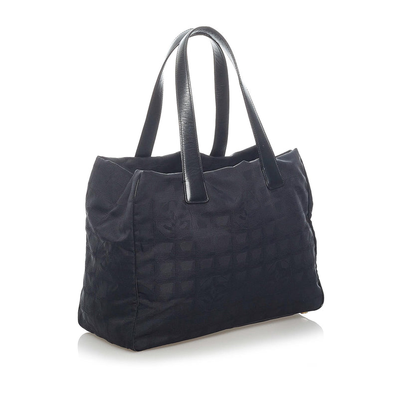 Chanel New Travel Line Nylon Tote Bag (SHG-33505)