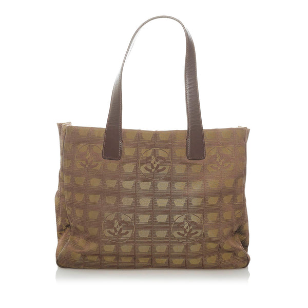 Chanel New Travel Line Classic Flap Nylon Shoulder Bag (SHG-32717) – LuxeDH