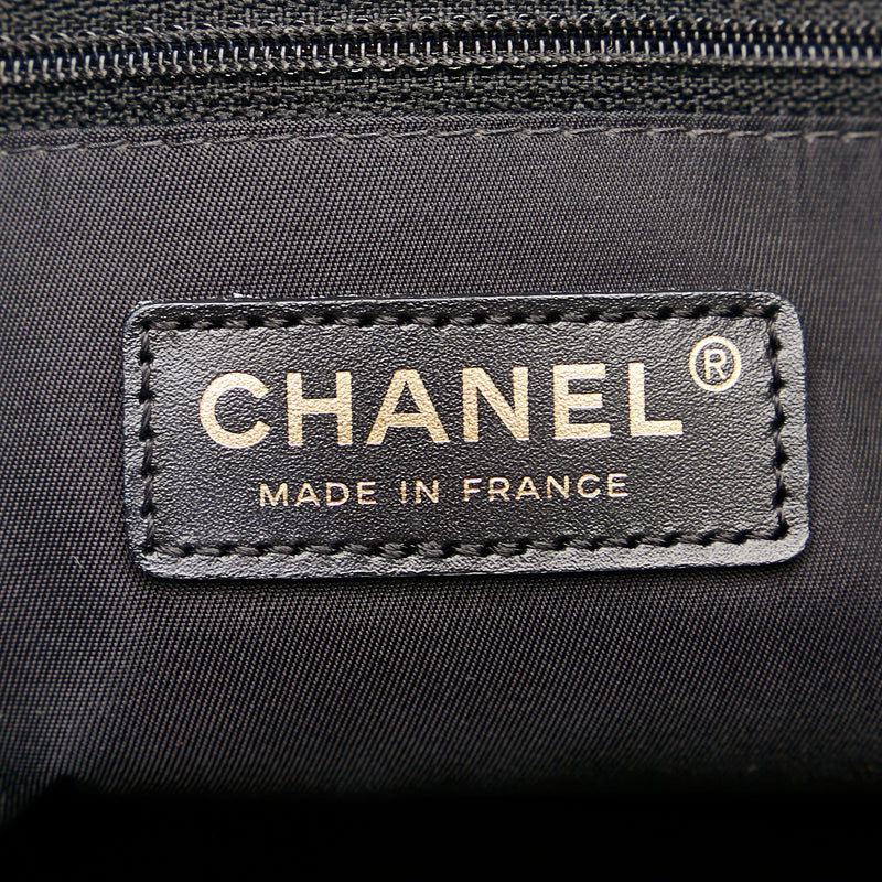 Chanel New Travel Line Tote (SHG-35246)
