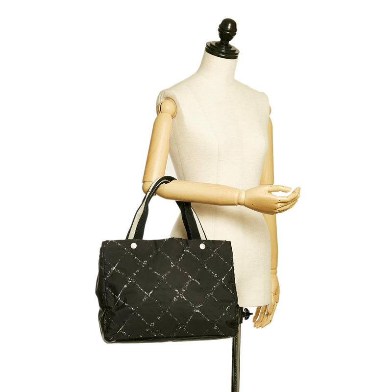 Chanel Old Travel Line Nylon Handbag (SHG-29407)