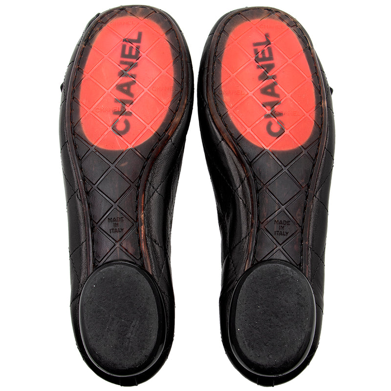 Chanel Quilted Leather Cambon Ballet Flats - Size 7 / 37 (SHF-18122)