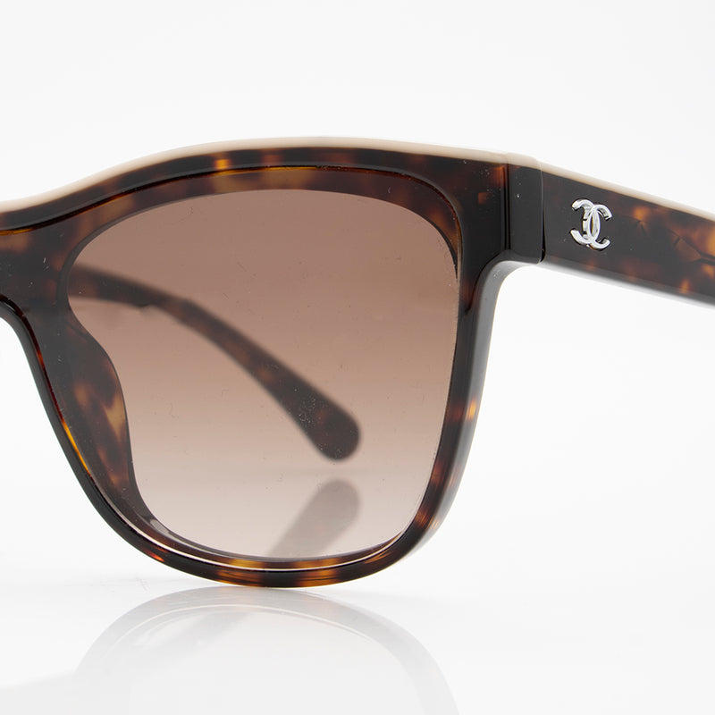 Chanel Wayfarer CC Sunglasses (SHF-18744) – LuxeDH