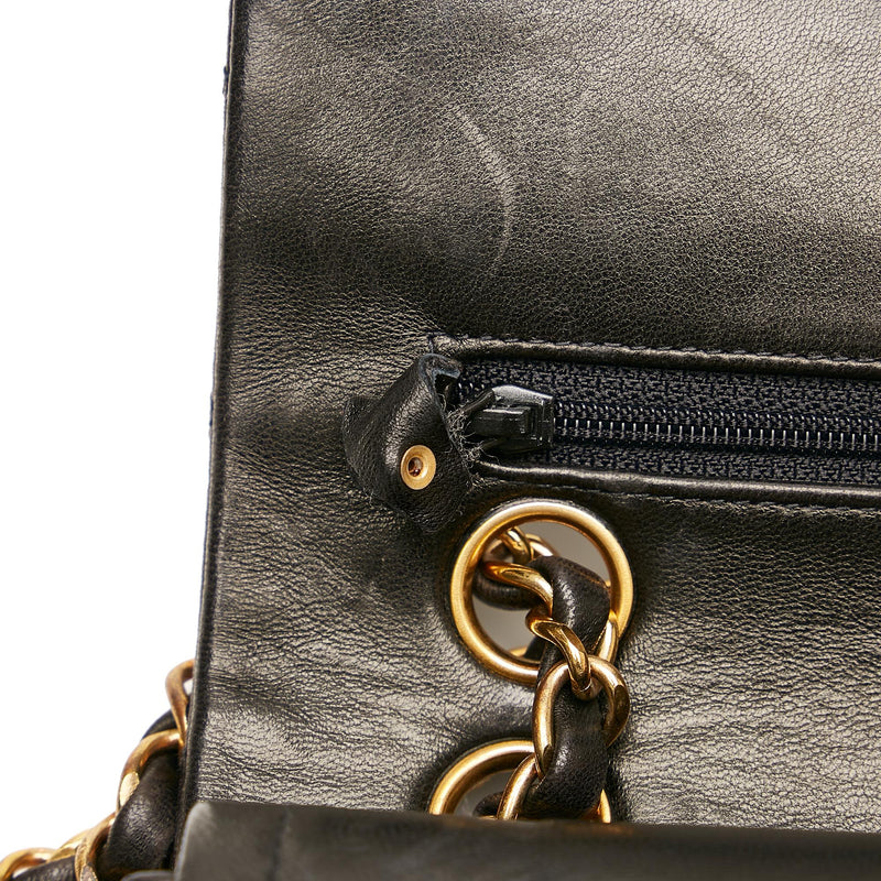 Chanel Small Classic Lambskin Double Flap (SHG-36392)