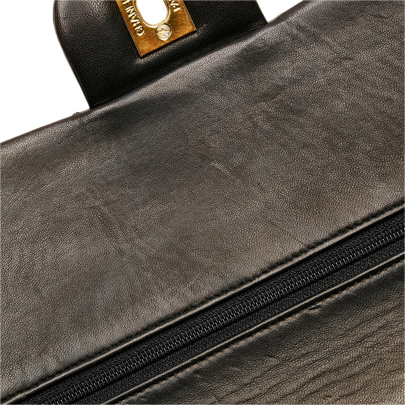 Chanel Small Classic Lambskin Double Flap (SHG-NmJz3t)