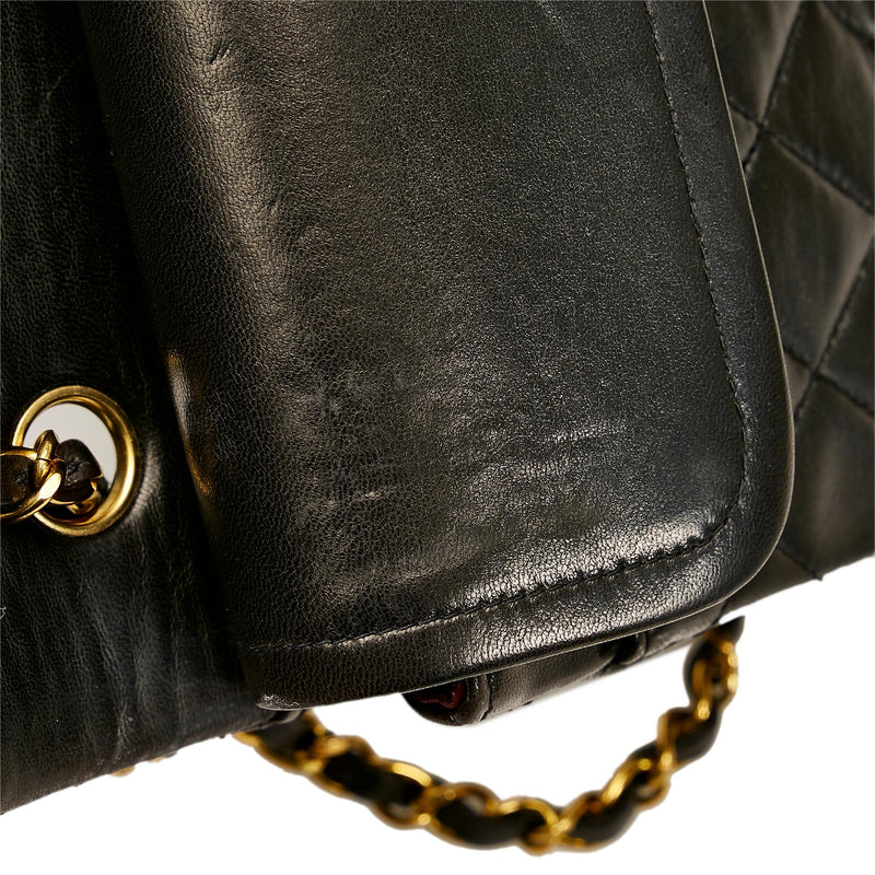 Chanel Small Classic Lambskin Double Flap (SHG-NmJz3t)