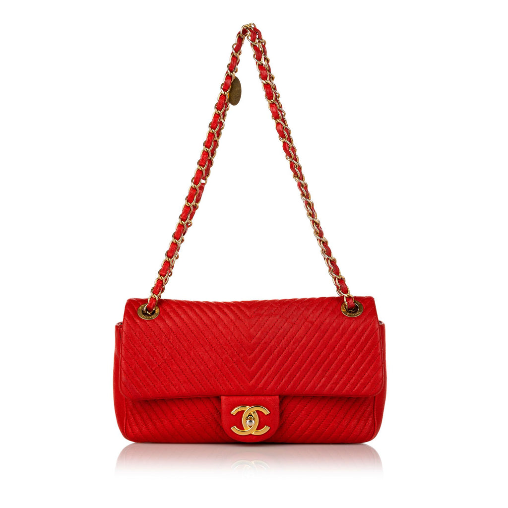 Chanel Surpique Chevron Flap Bag (SHG-33645) – LuxeDH