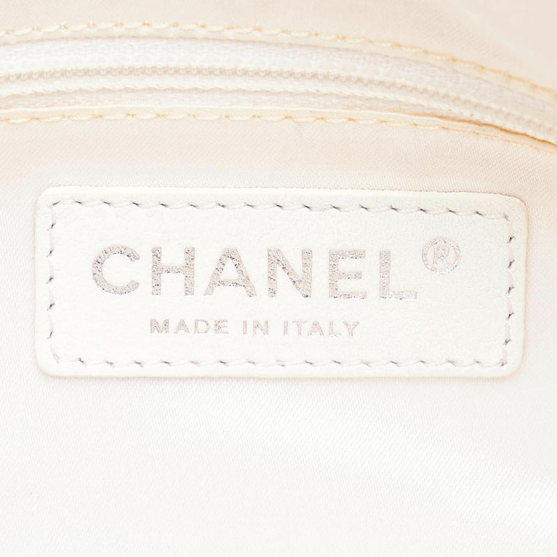 Chanel Ultimate Soft Sombrero Leather Handbag (SHG-33492)
