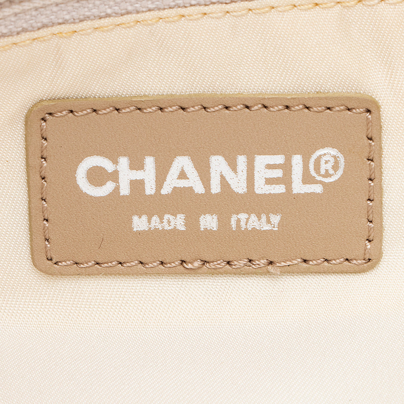 Chanel Vintage Nylon Travel Line Large Tote (SHF-21362) – LuxeDH