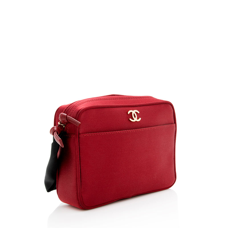 Chanel Vintage Satin Ribbon Small Shoulder Bag (SHF-19278) – LuxeDH