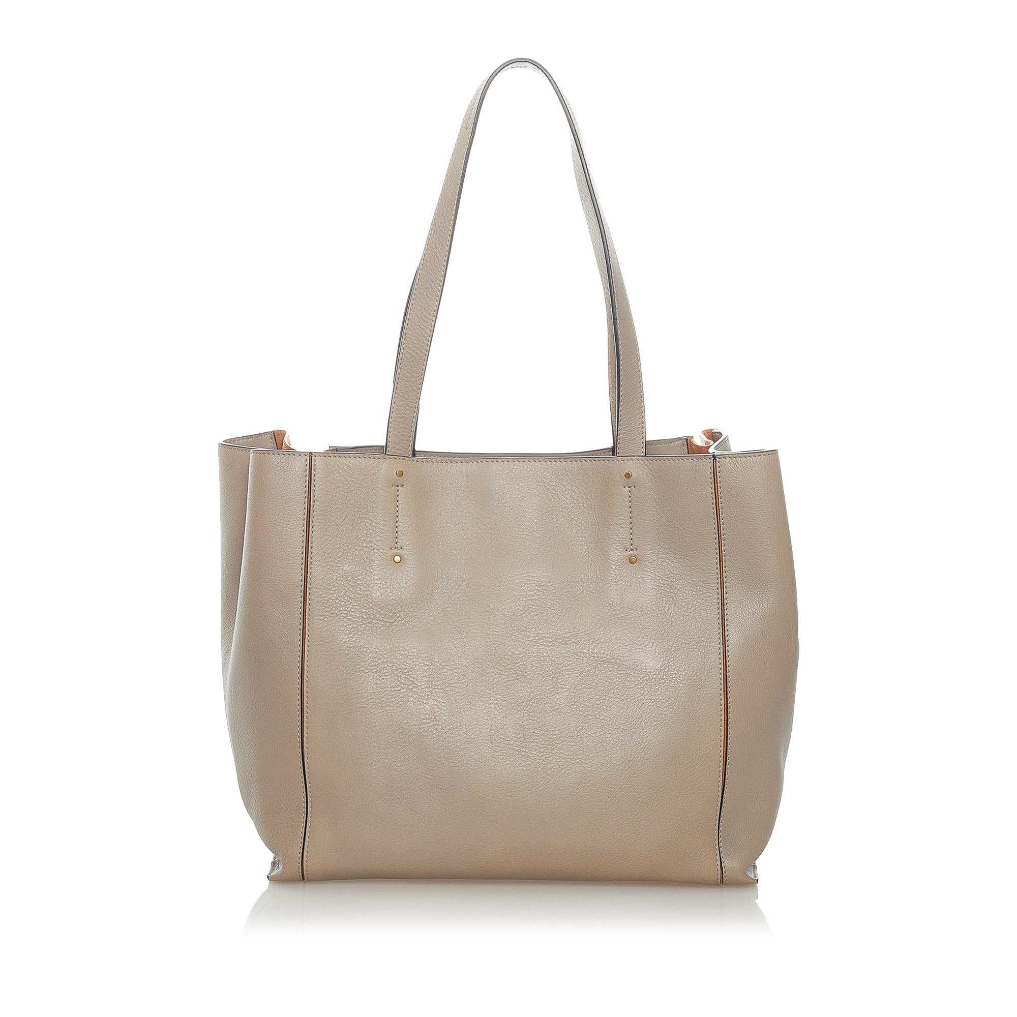 Chloe Milo Leather Tote Bag (SHG-32609)