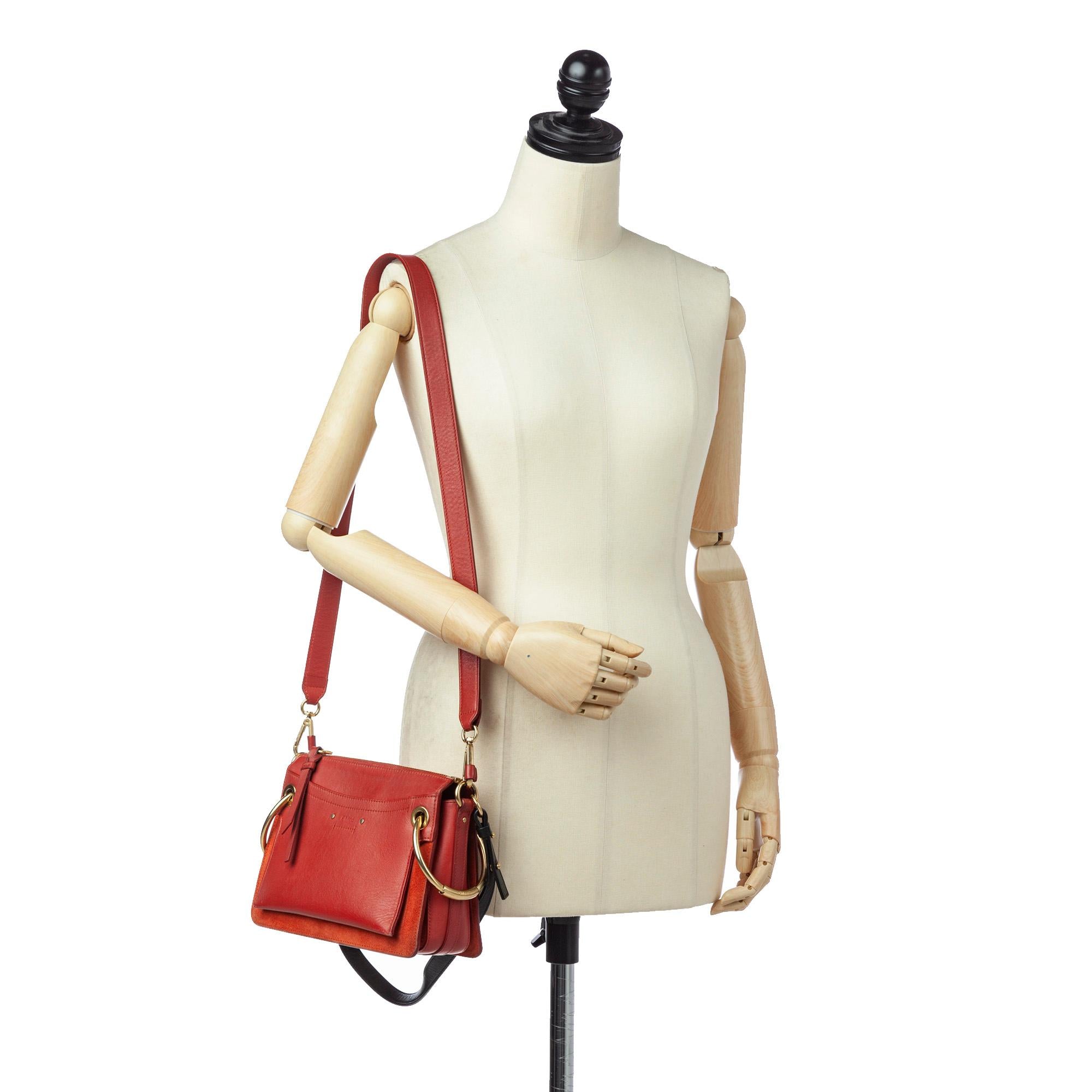 Chloe Roy Leather Shoulder Bag (SHG-37642)