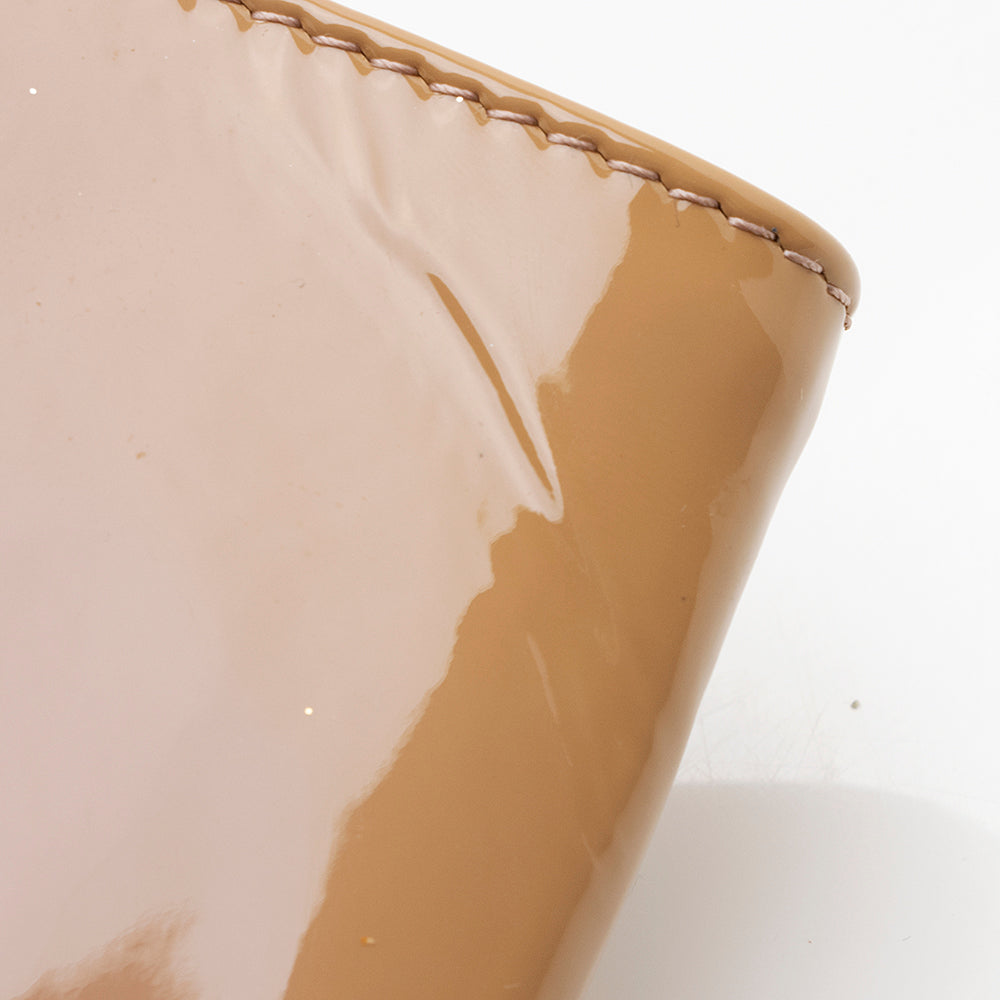 Christian Louboutin Patent Leather Pigalle Clutch (SHF-20777)