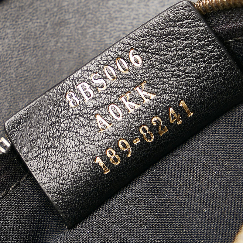 Fendi F is Fendi Wallet on Chain (SHG-35522)