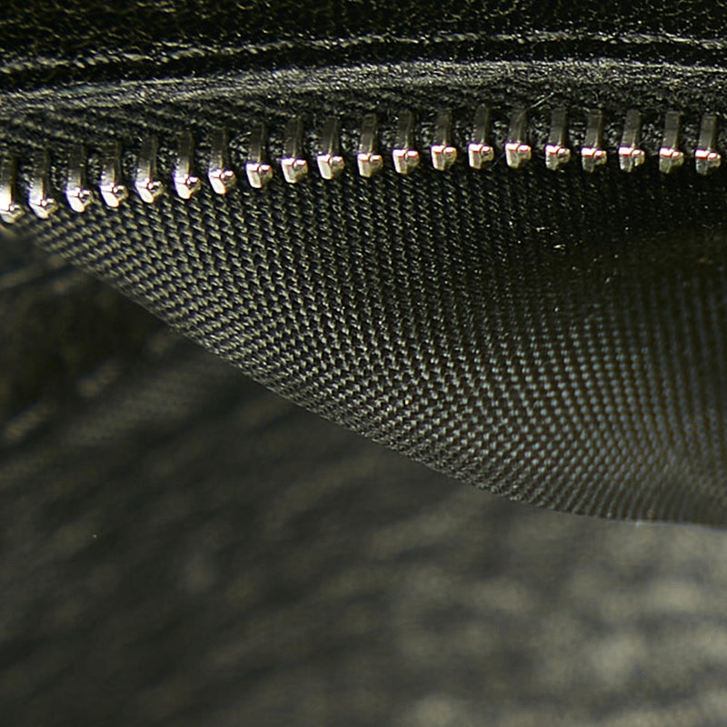 Fendi Leather Baguette (SHG-26236)