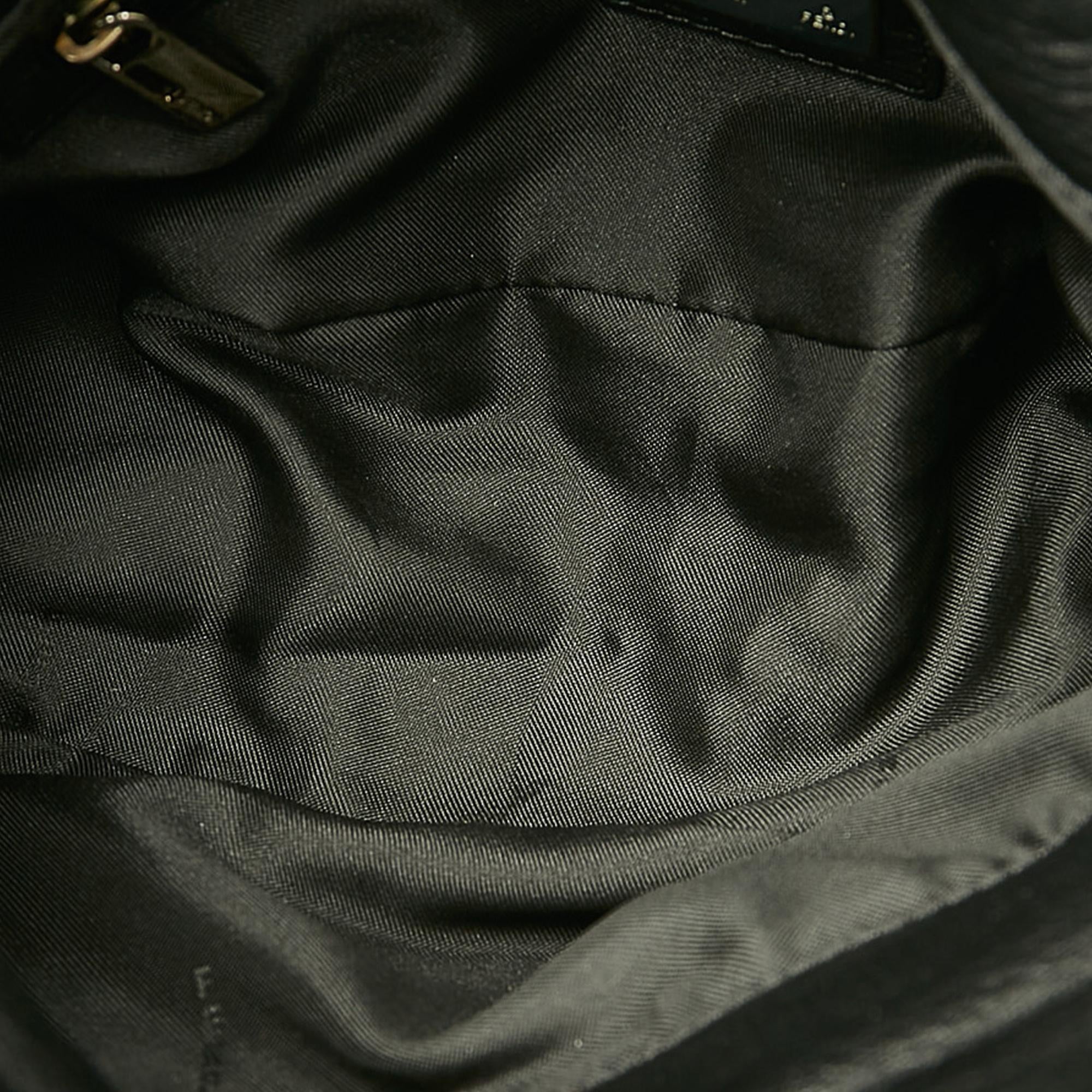 Fendi Leather Baguette (SHG-26236)