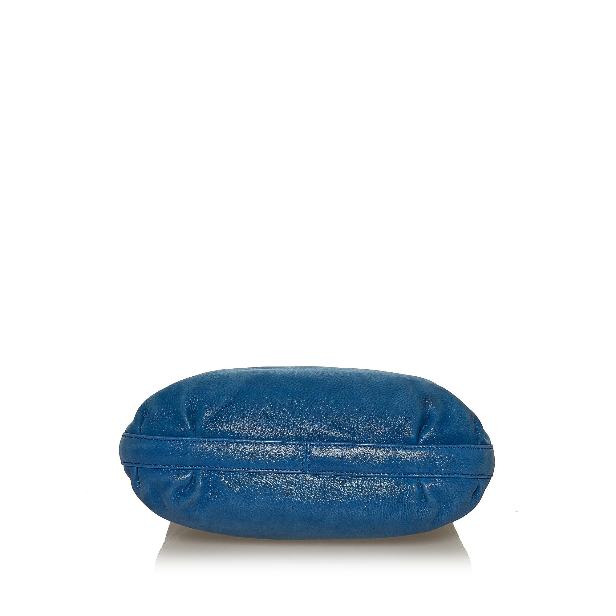 Fendi Leather Handbag (SHG-29481)