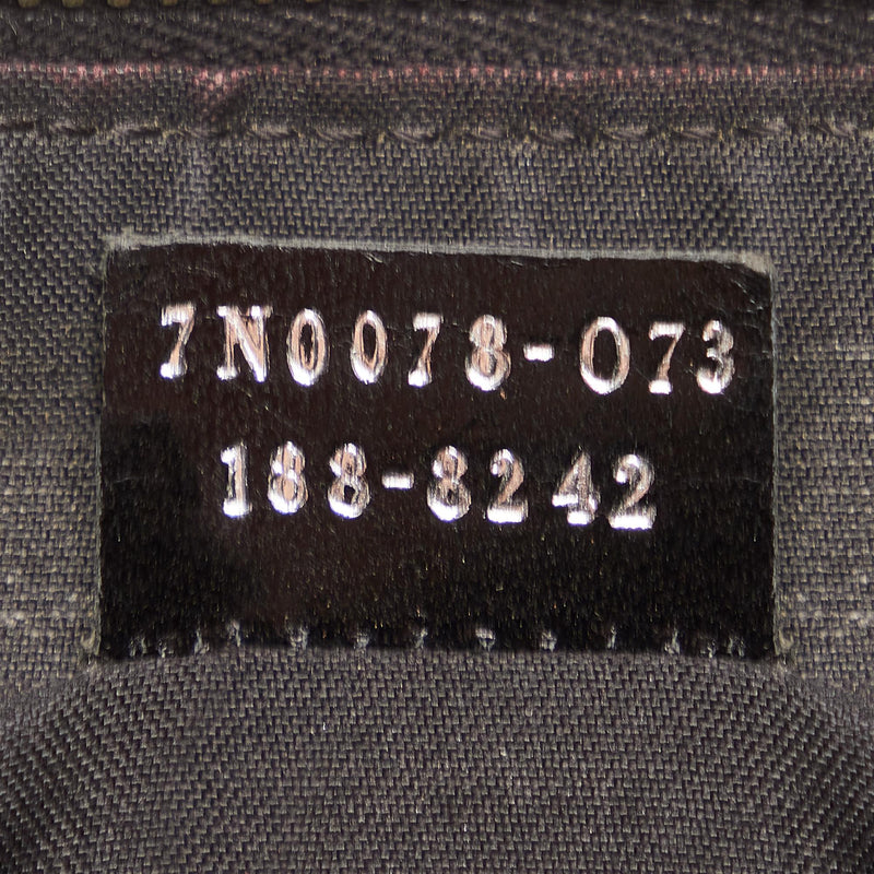 Fendi Monster Leather Clutch Bag (SHG-26730)