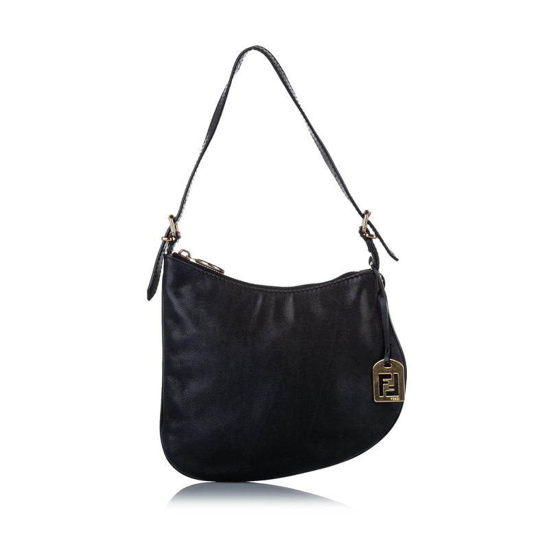 Fendi Oyster Leather Shoulder Bag (SHG-32336)