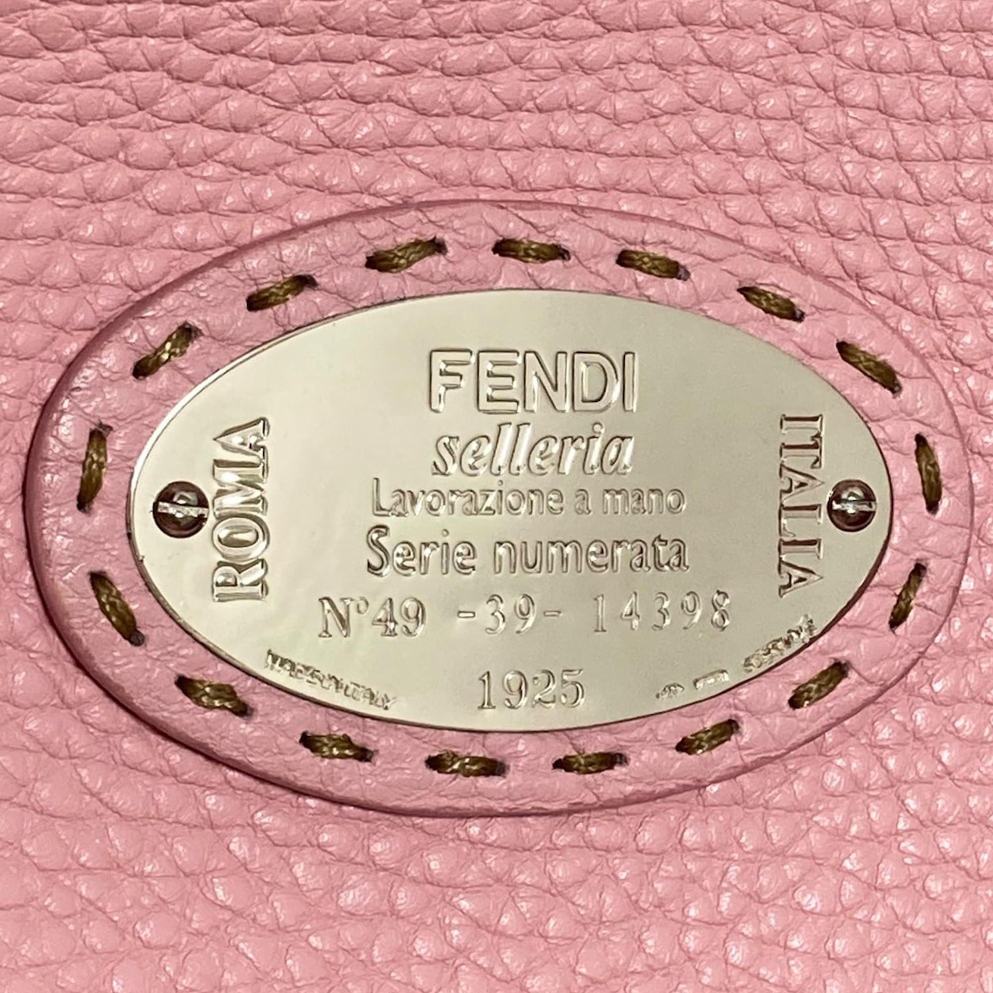 Fendi Selleria Carla Leather Tote Bag (SHG-37732)