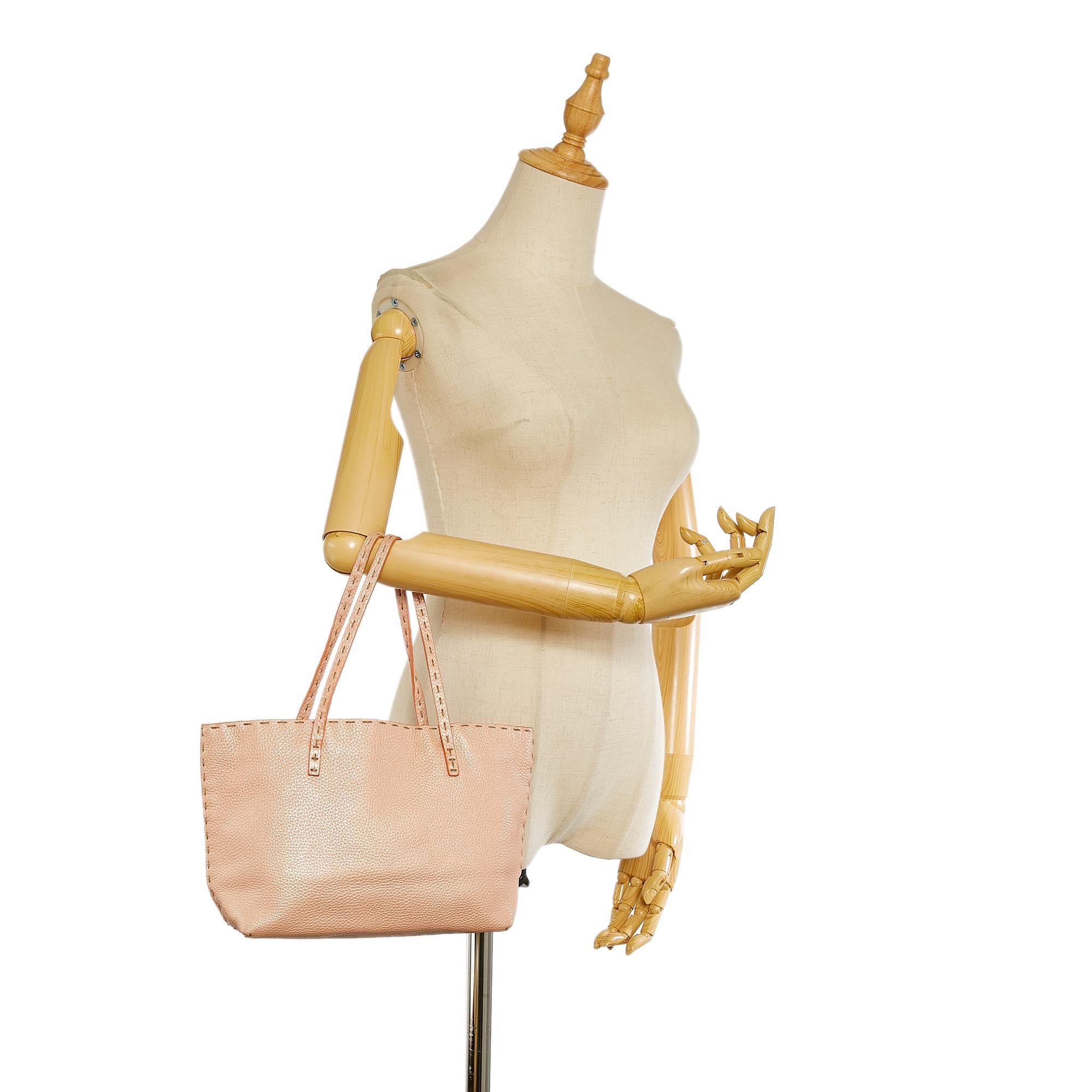 Fendi Selleria Leather Handbag (SHG-25883)