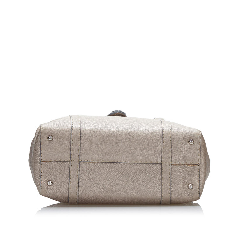 Fendi Selleria Linda Leather Handbag (SHG-uYGmwL)