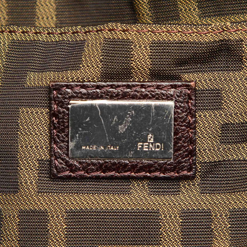 Fendi Spy Leather Handbag (SHG-22407)