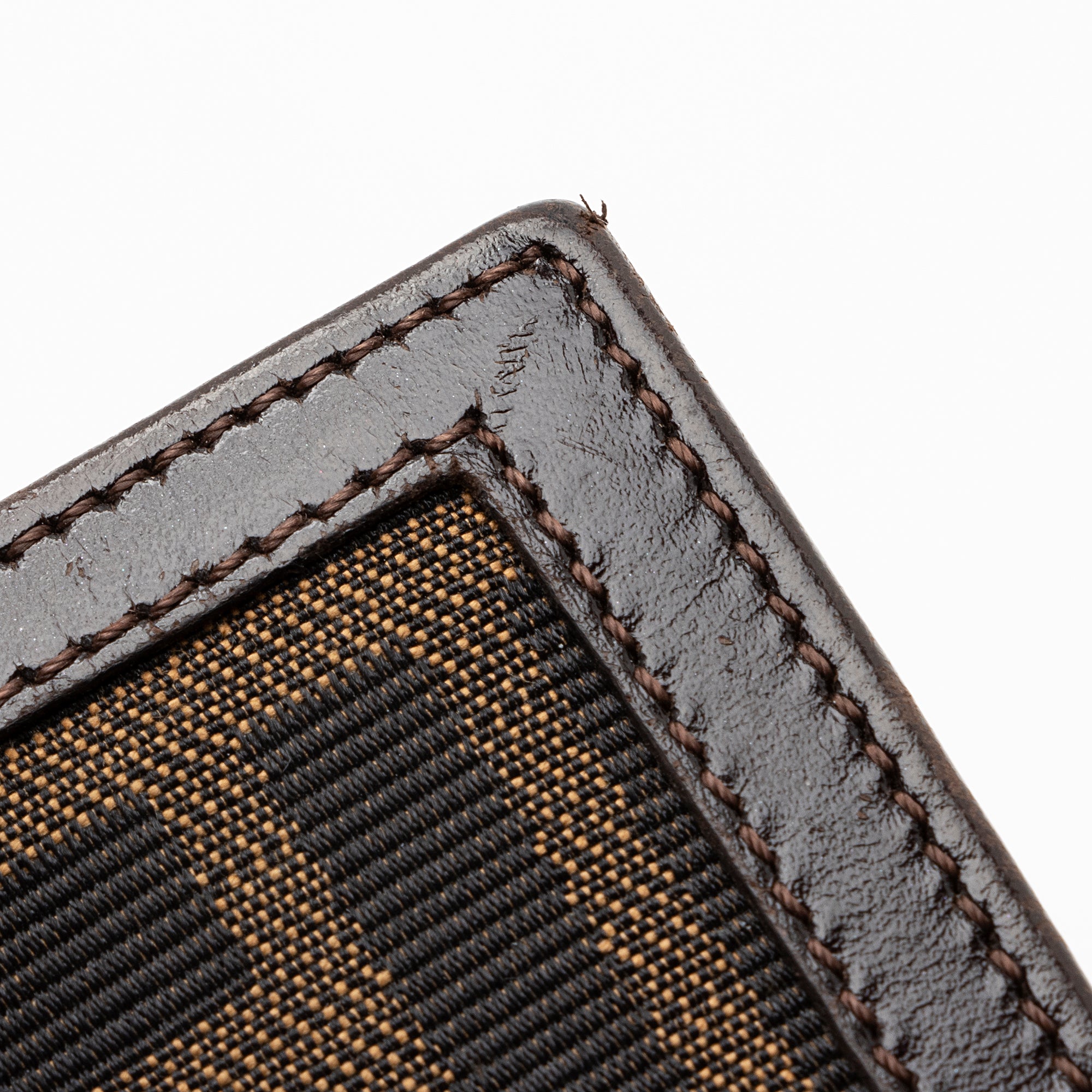 Fendi Vintage Zucca Bifold Kiss-Lock Compact Wallet (SHF-22375)