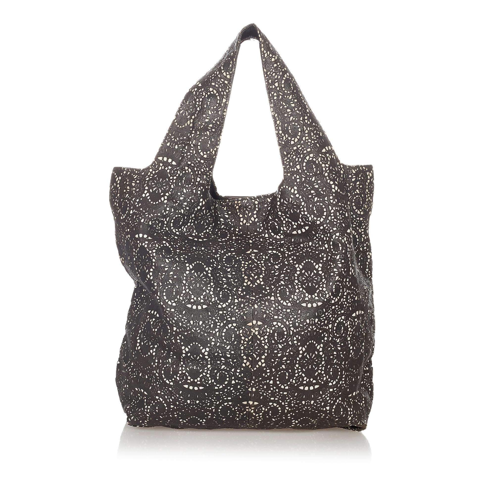 Givenchy Antigona Leather Tote Bag (SHG-23549)