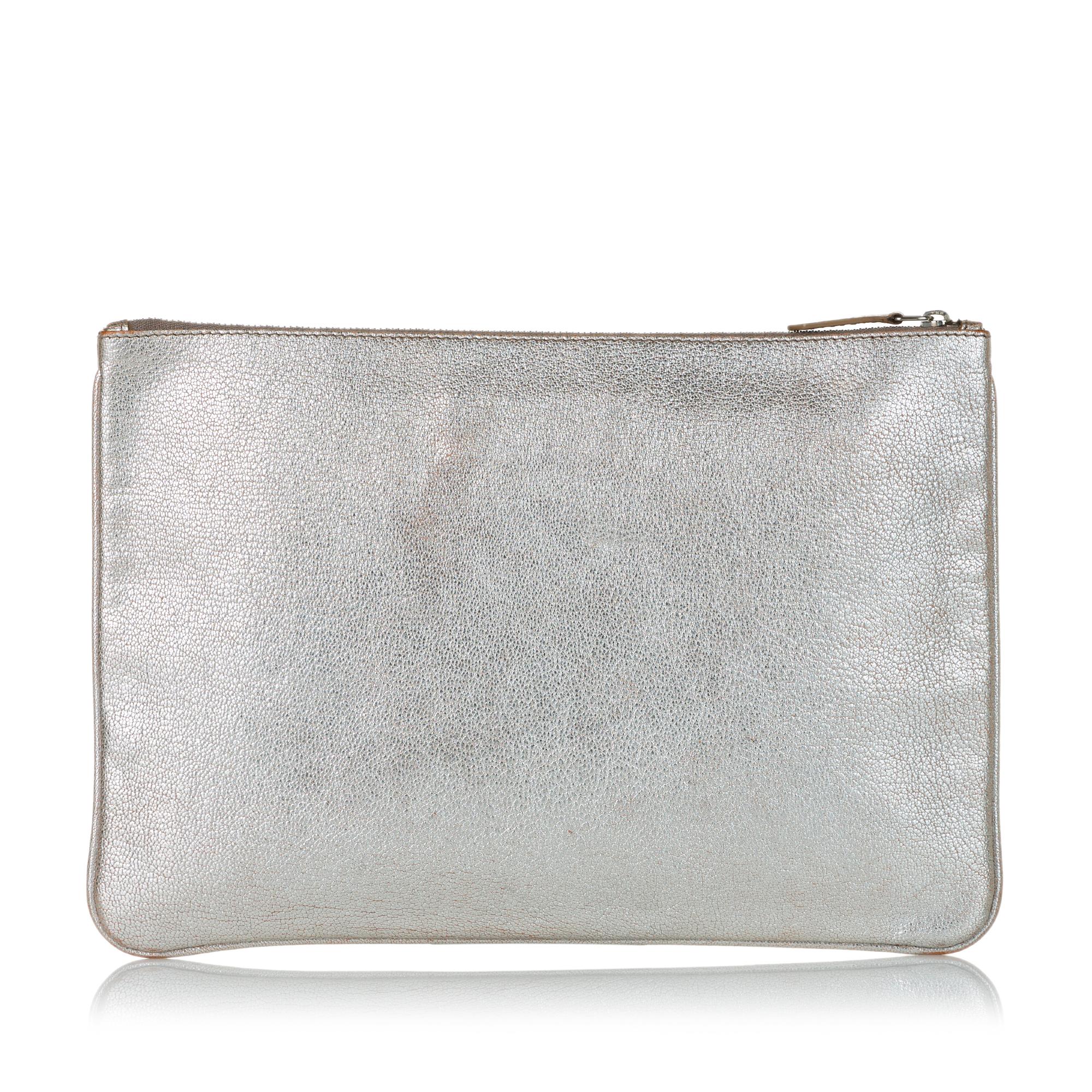 Givenchy Leather Clutch (SHG-31594)