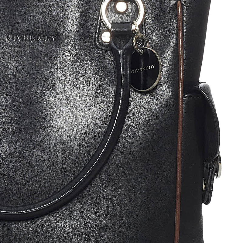Givenchy Leather Tote Bag (SHG-29617)