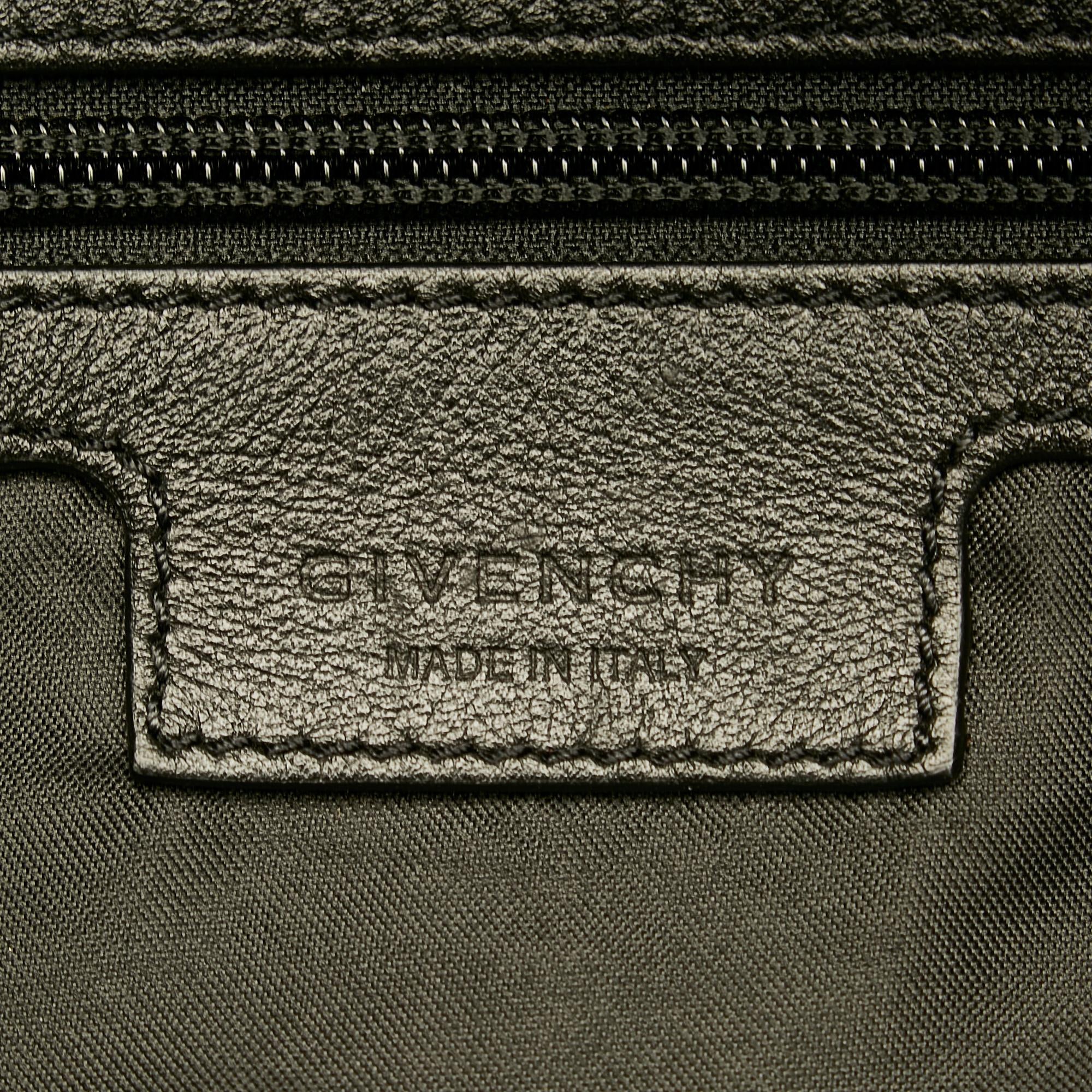 Givenchy Printed Nylon Backpack (SHG-28655)